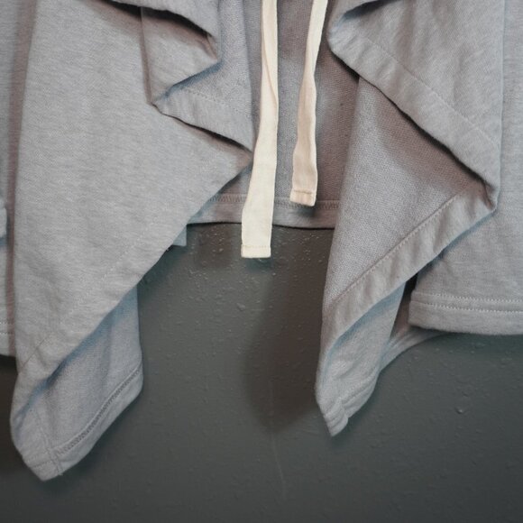 Old Navy Active Women Light Grey Athletic Cardigan Sweater Size Large Petite - Picture 2 of 8